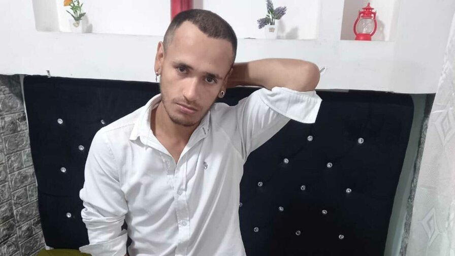 AxelBillis - Live Sex Cam profile on Livejasmin