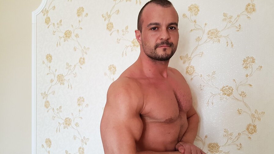 CristianDiesel - Live Sex Cam profile on Livejasmin