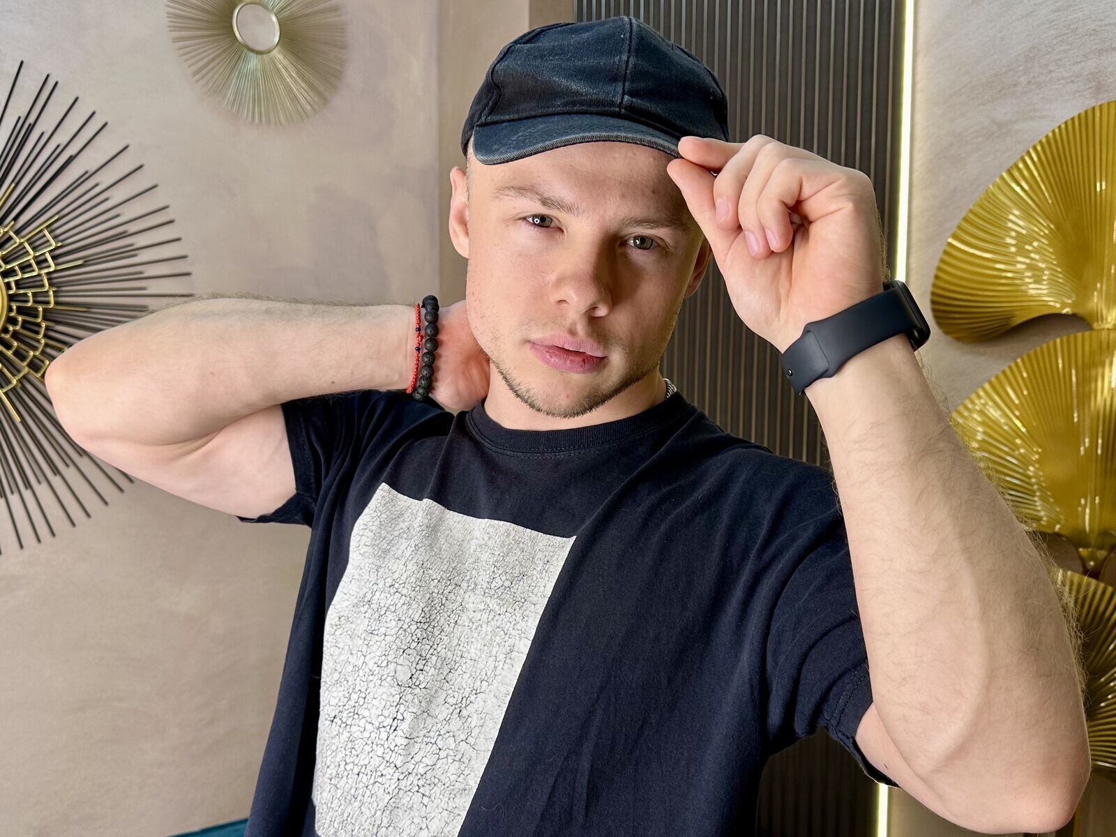 KevinSeans - Live Sex Cam profile on Livejasmin