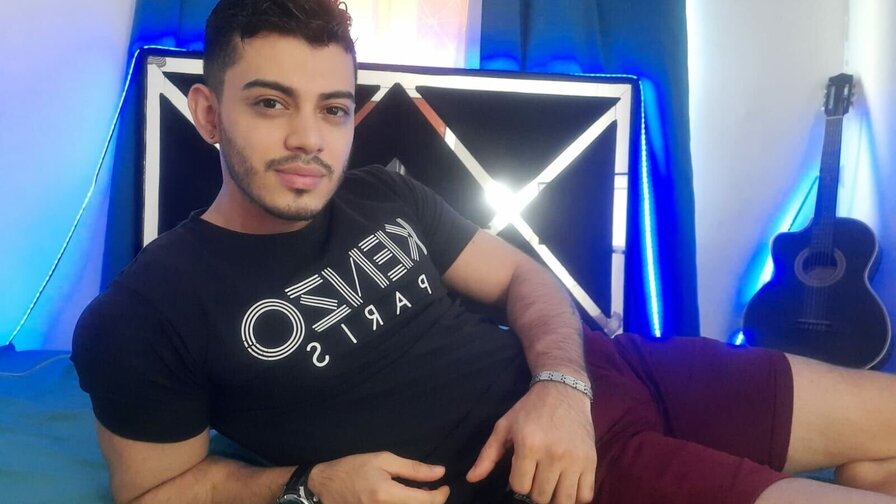 RyanPeace - Live Sex Cam profile on Livejasmin