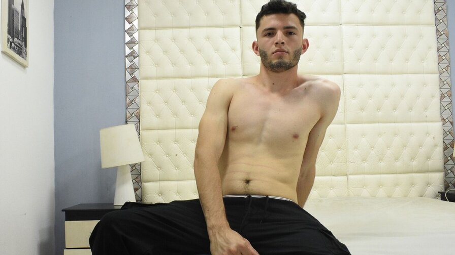 ThomasMazza - Live Sex Cam profile on Livejasmin