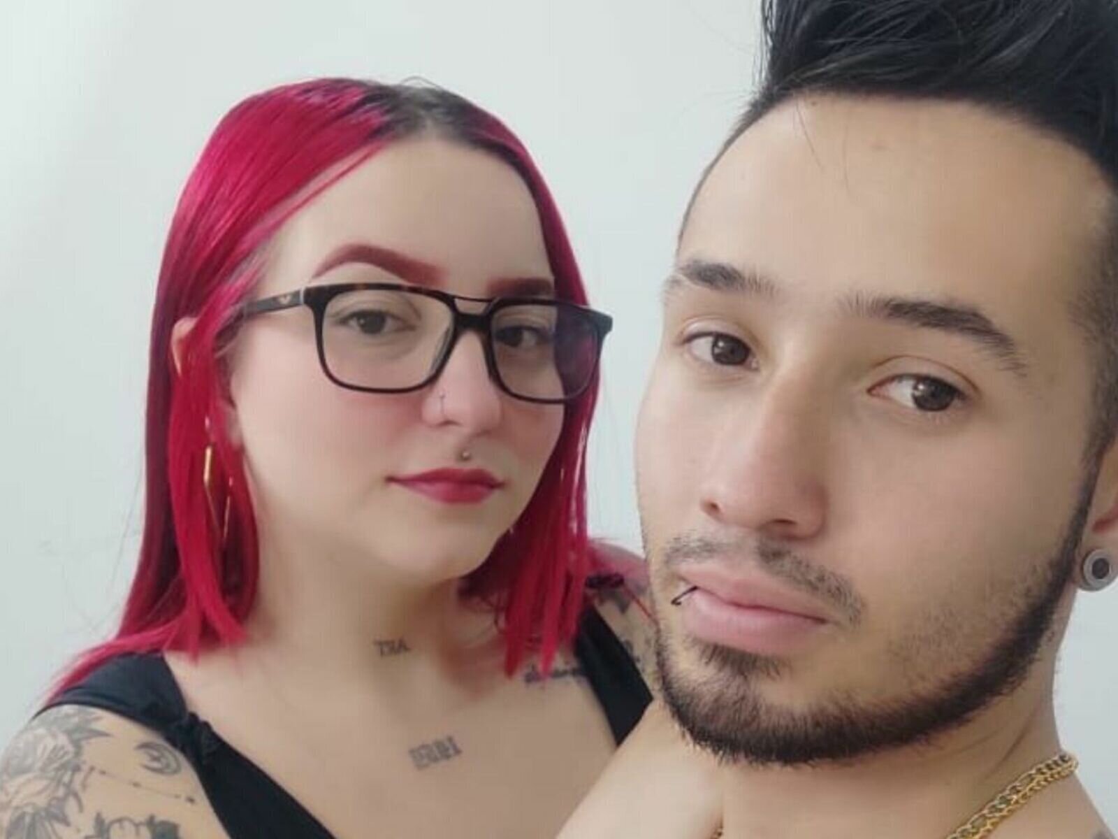 AndrewandMegan - Live Sex Cam profile on Livejasmin