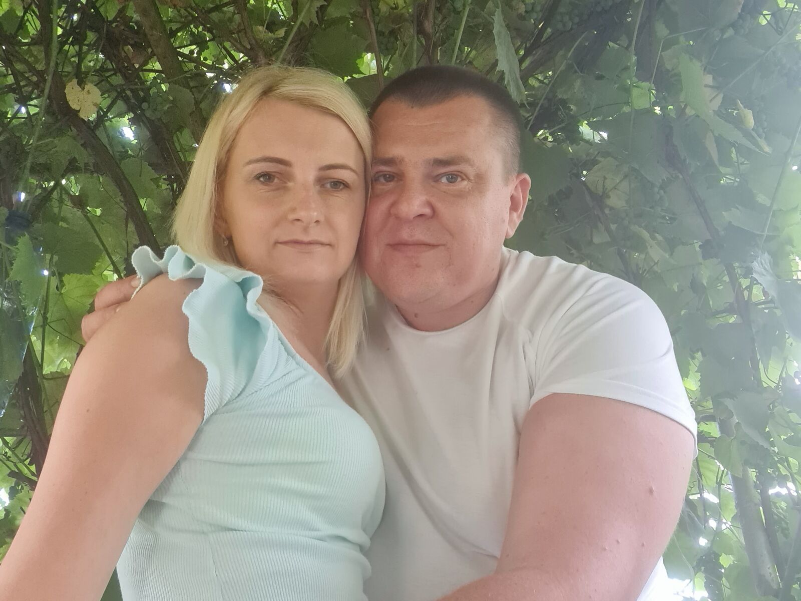 GabiAndRobert - Live Sex Cam profile on Livejasmin