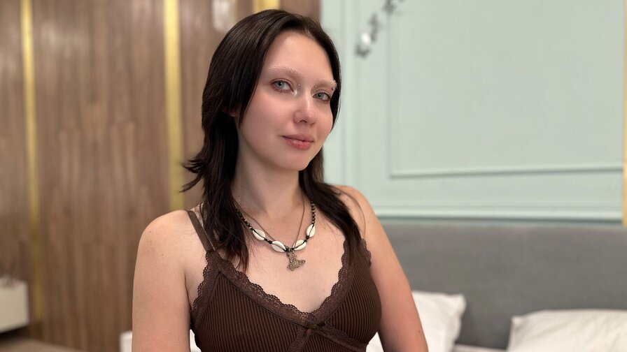 AnnaDeinn - Live Sex Cam profile on Livejasmin