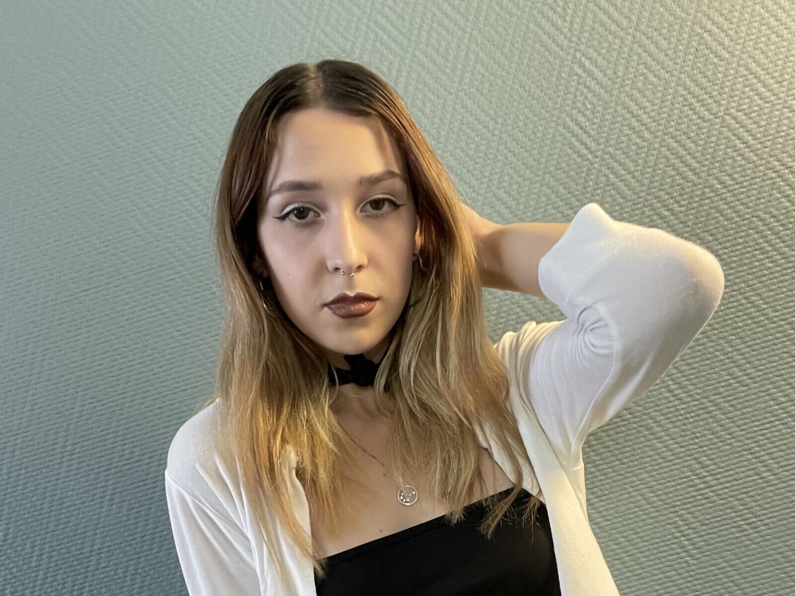 LoraBlissett - Live Sex Cam profile on Livejasmin