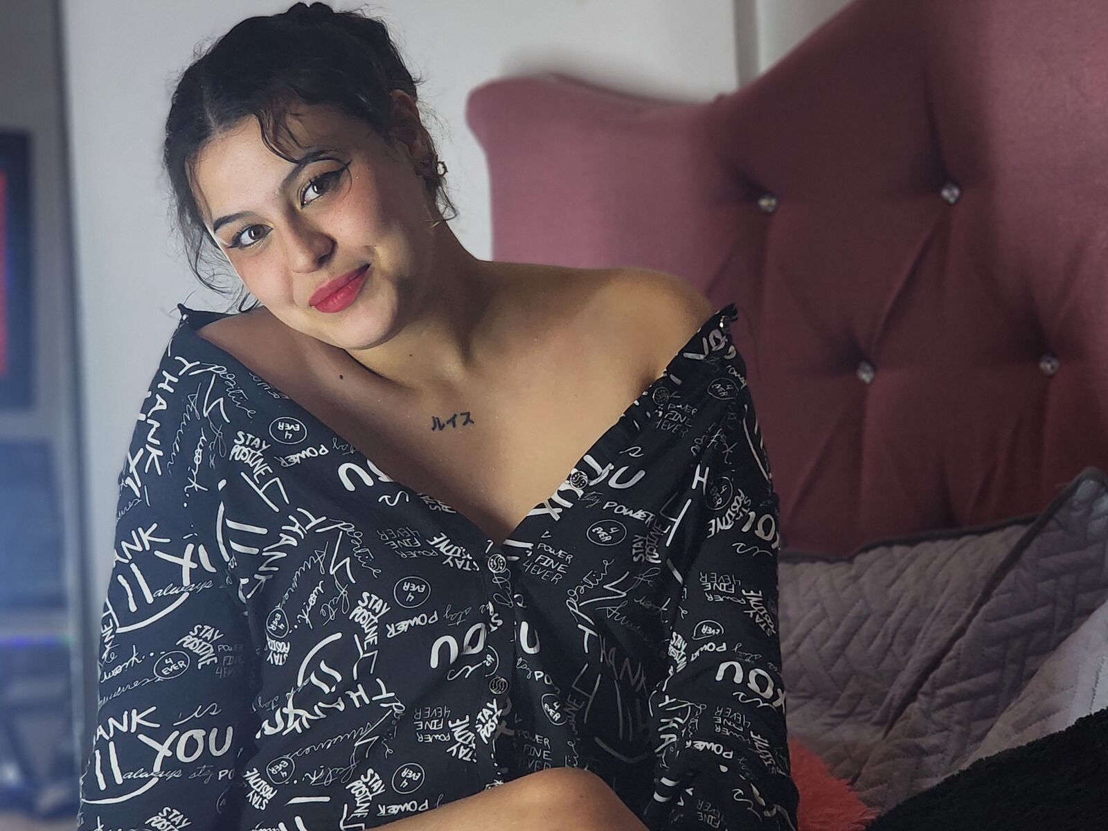 LuisaQuintero - Live Sex Cam profile on Livejasmin
