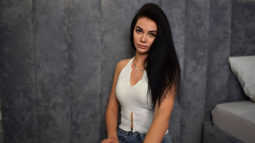 MonicaWilsone - Live Sex Cam profile on Livejasmin