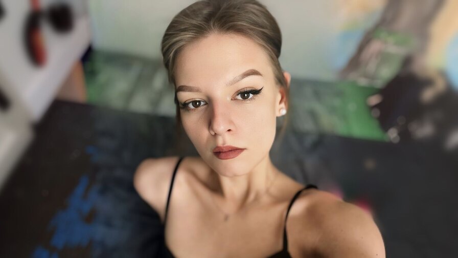 WendyMoniz - Live Sex Cam profile on Livejasmin