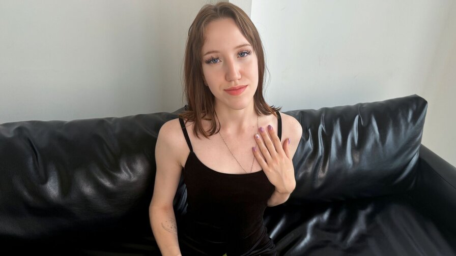 ZlataSantini - Live Sex Cam profile on Livejasmin