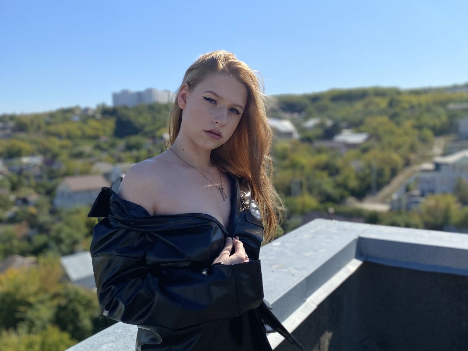 ZoeSalisbury - Live Sex Cam profile on Livejasmin