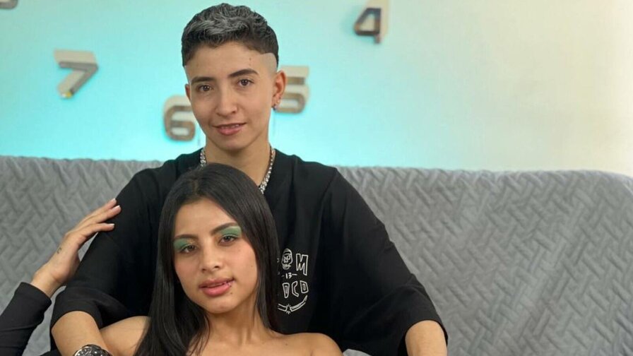 EmilyandZac - Live Sex Cam profile on Livejasmin