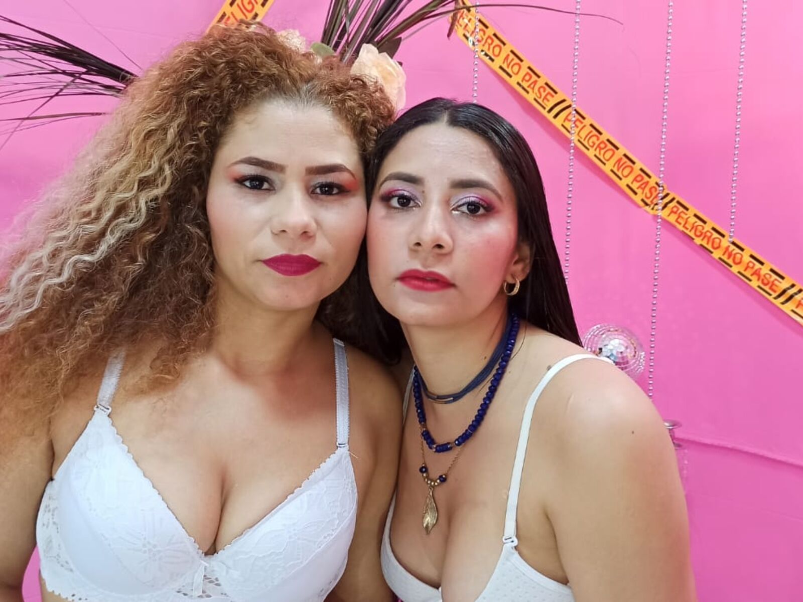 KatyAndCaroline - Live Sex Cam profile on Livejasmin