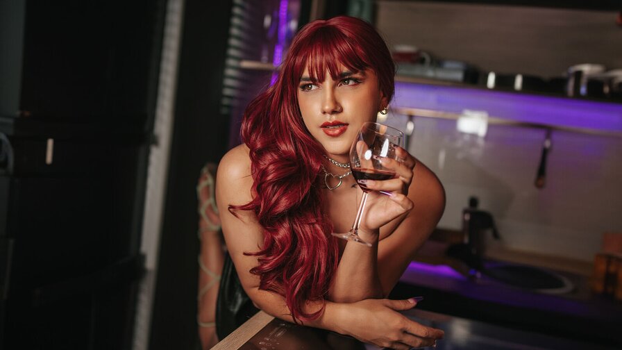 RoxanneMorelli - Live Sex Cam profile on Livejasmin