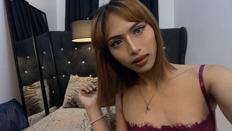 SerefinaLoren - Live Sex Cam profile on Livejasmin